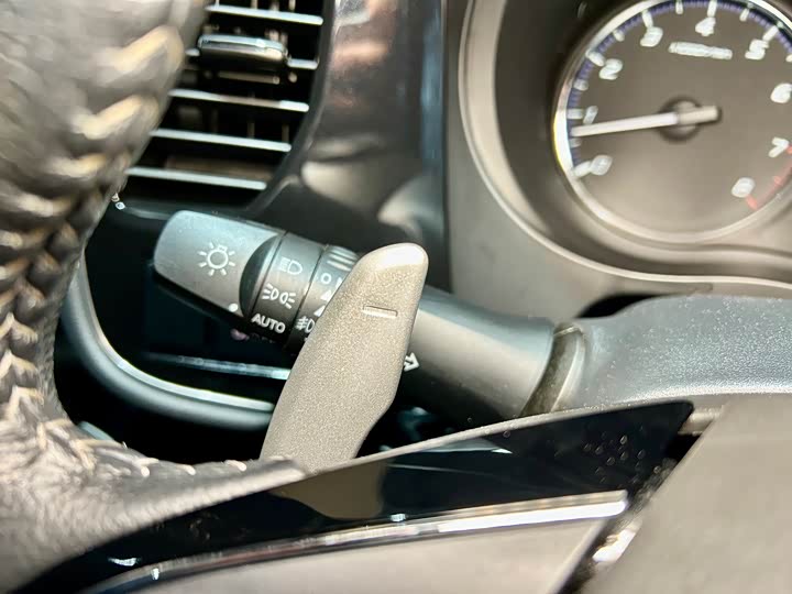 Фото 14 - Mitsubishi Outlander