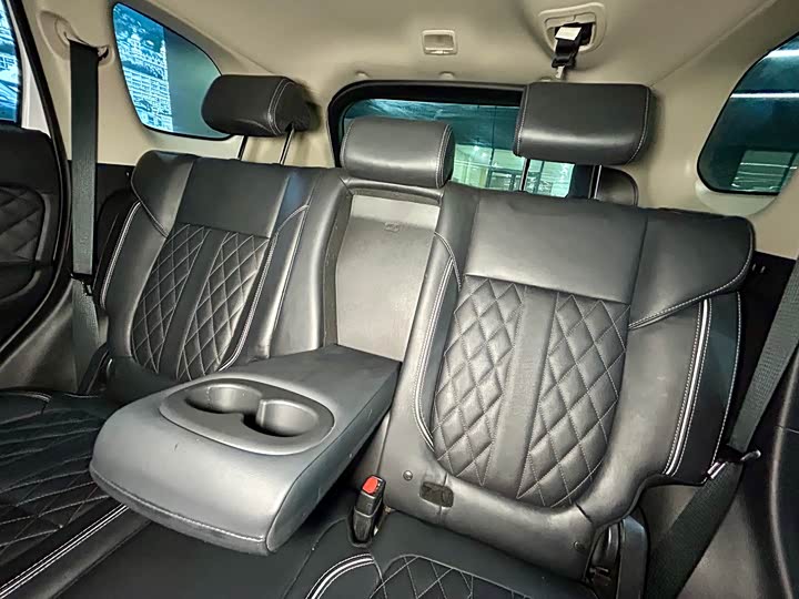 Фото 26 - Mitsubishi Outlander