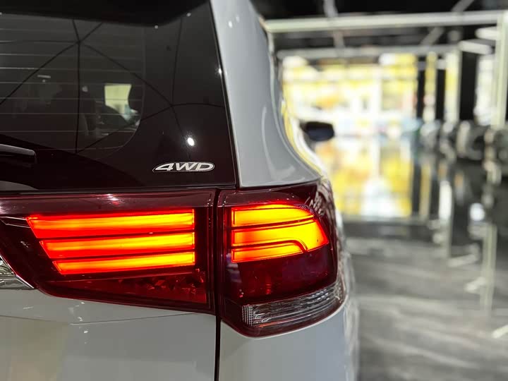 Фото 36 - Mitsubishi Outlander