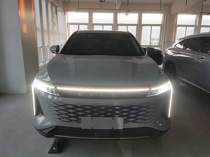 Фото 3 - Exeed RX