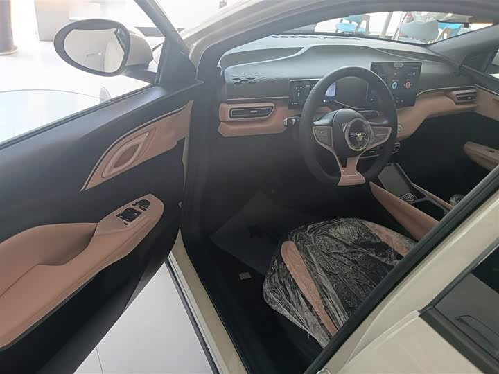 Фото 16 - BYD Seagull