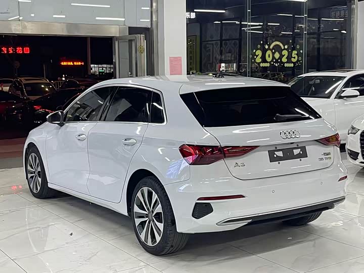 Фото 5 - Audi A3