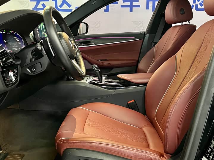 Фото 10 - BMW 5 Series