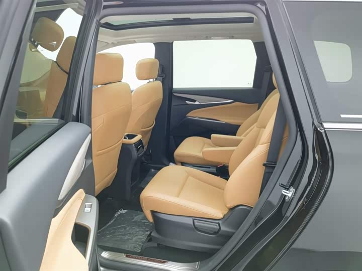 Фото 15 - Maxus G50 Hybrid