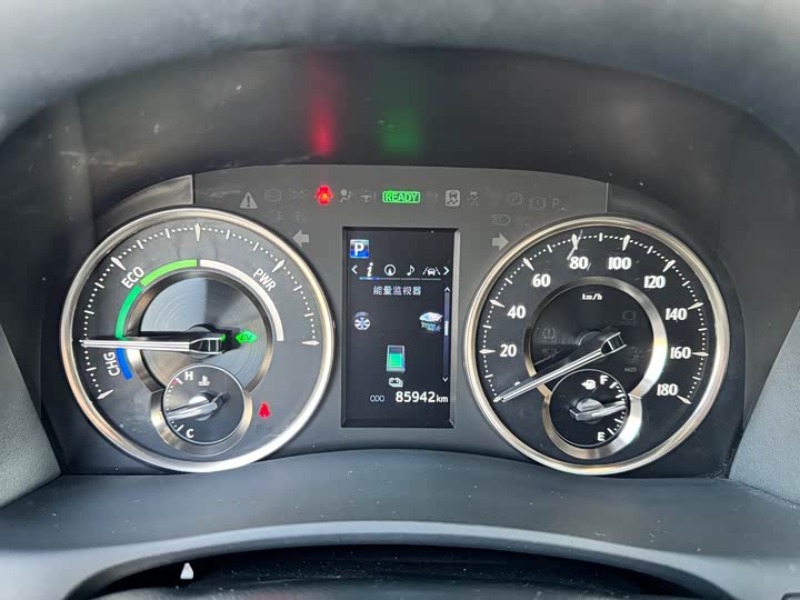 Фото 16 - Toyota Alphard