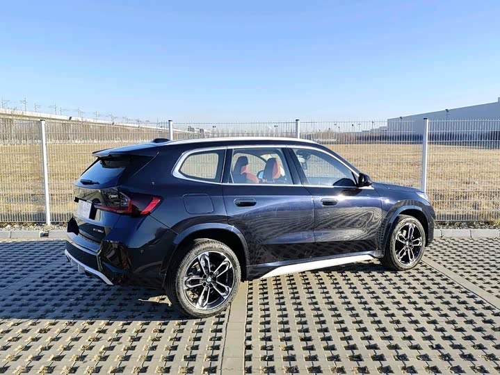 Фото 5 - BMW X1