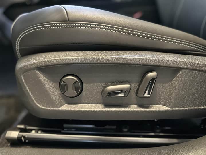 Фото 13 - Volkswagen ID.4 X