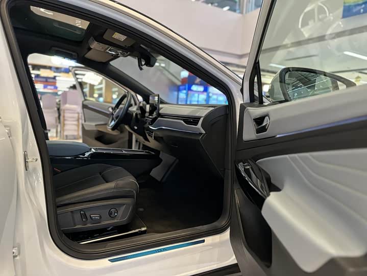 Фото 18 - Volkswagen ID.4 X