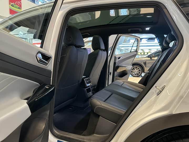 Фото 20 - Volkswagen ID.4 X