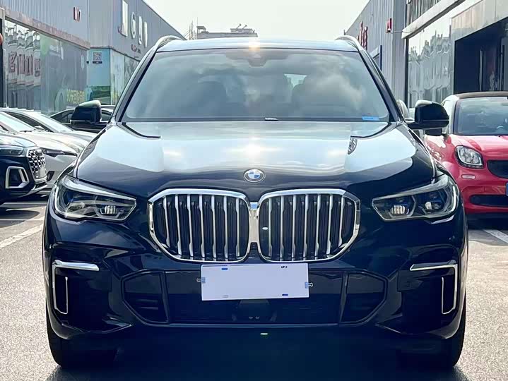 Фото 2 - BMW X5