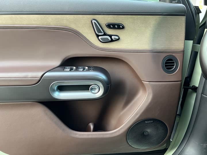 Фото 5 - Smart #5