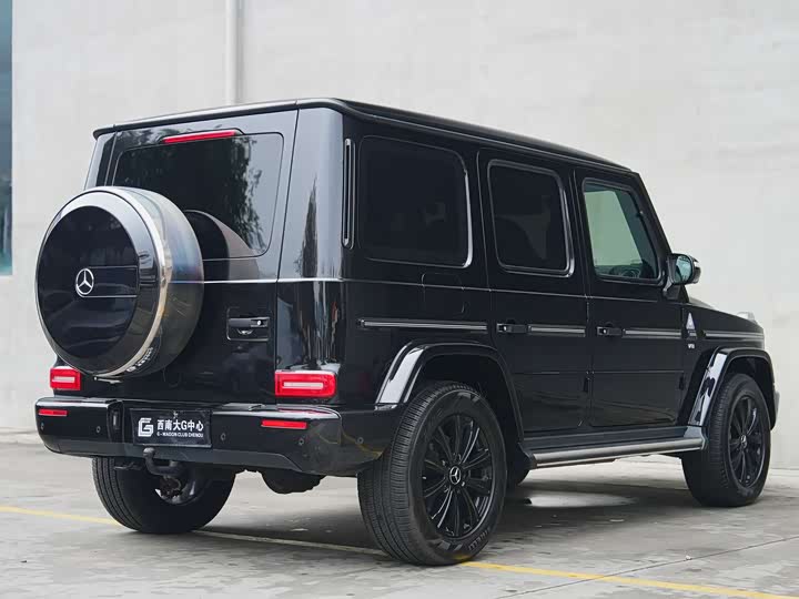 Фото 9 - Mercedes-Benz G-Class