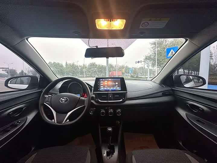 Фото 6 - Toyota Vios