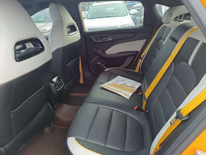 Фото 9 - MG Motor 6