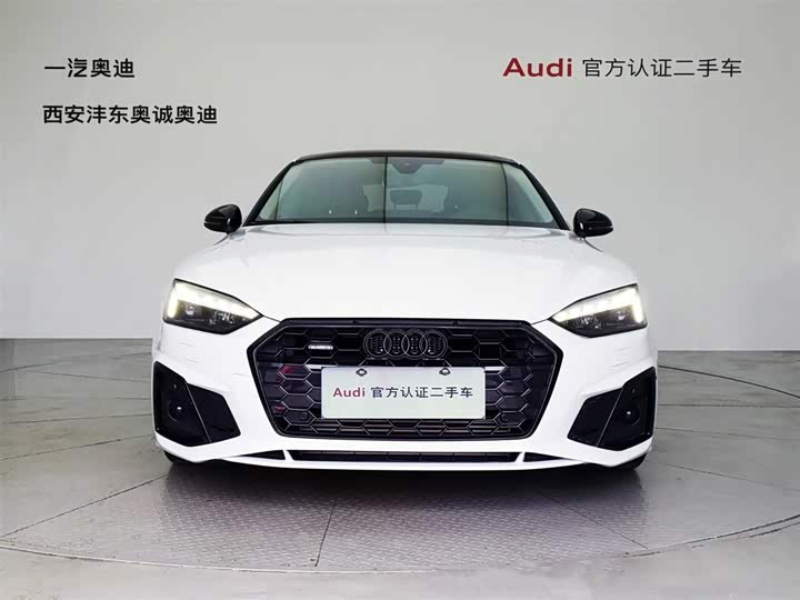 Фото 2 - Audi A5