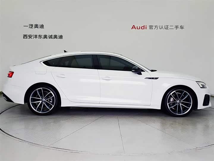 Фото 3 - Audi A5