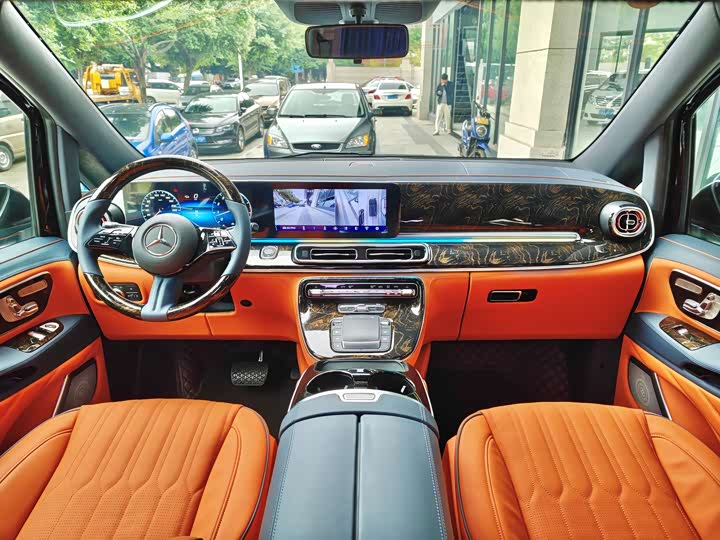 Фото 9 - Mercedes-Benz Vito