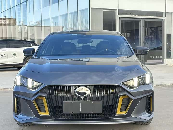 Фото 2 - GAC Trumpchi Empow R