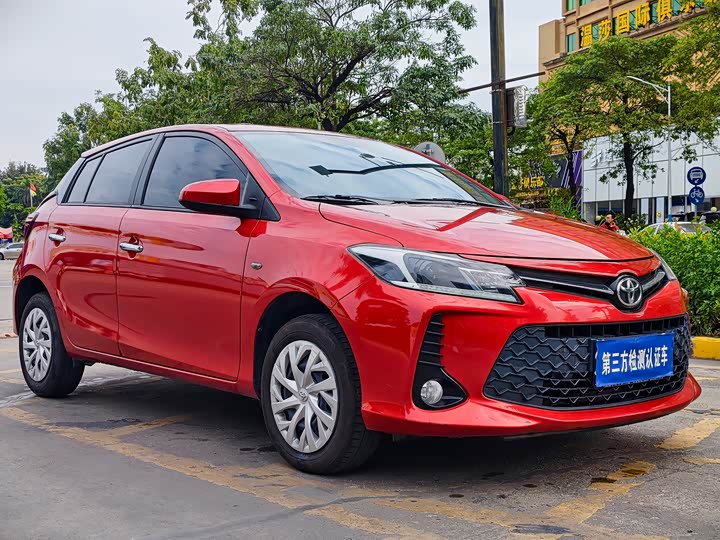 Фото 3 - Toyota Vios FS