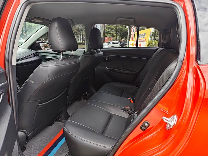 Фото 4 - Toyota Vios FS