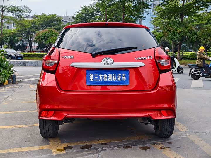 Фото 6 - Toyota Vios FS