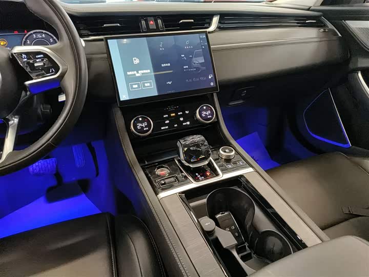 Фото 13 - Jaguar XF L