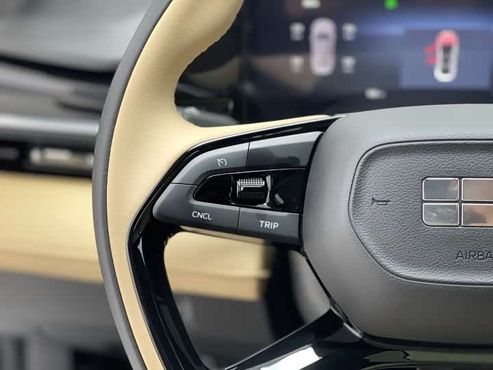 Фото 23 - Geely Galaxy L6