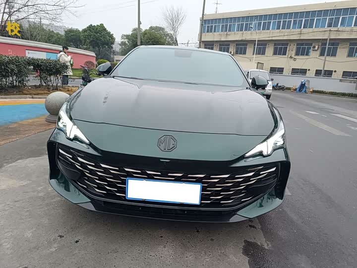 Фото 2 - MG Motor 7