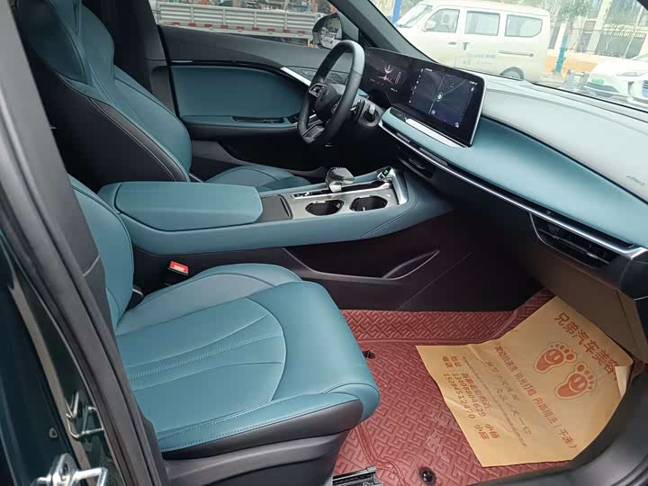 Фото 25 - MG Motor 7