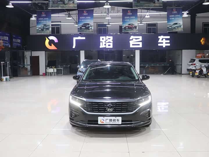 Фото 3 - Volkswagen Passat