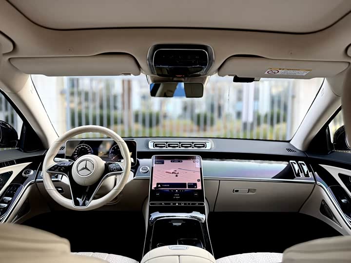 Фото 8 - Mercedes-Benz S-Class