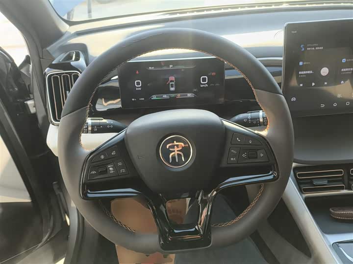 Фото 11 - BYD Song Pro Hybrid