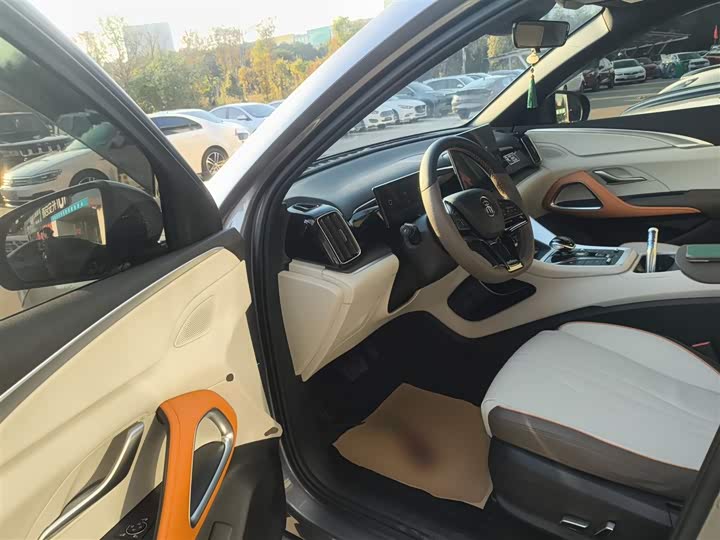 Фото 16 - BYD Song Pro Hybrid