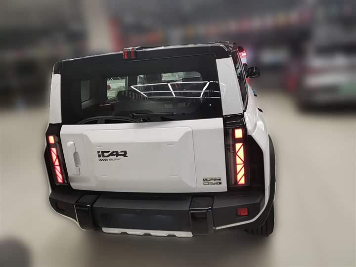 Фото 10 - Chery iCar 03T