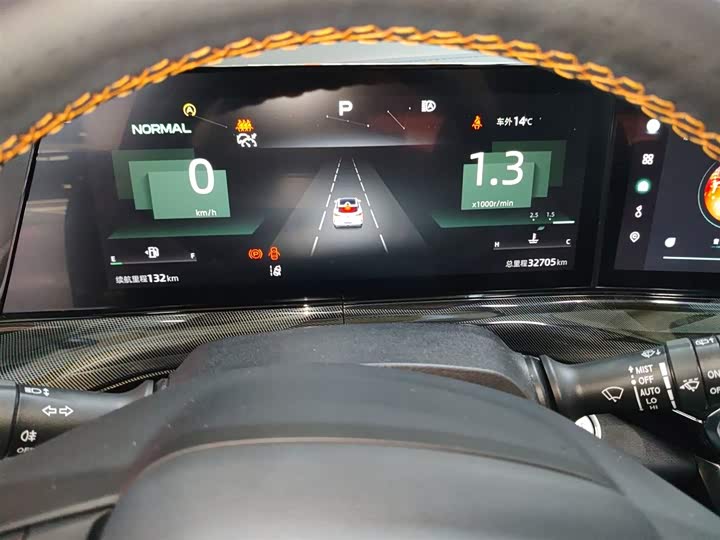 Фото 12 - Changan UNI-T