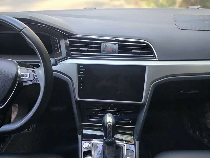 Фото 10 - Volkswagen Lamando L