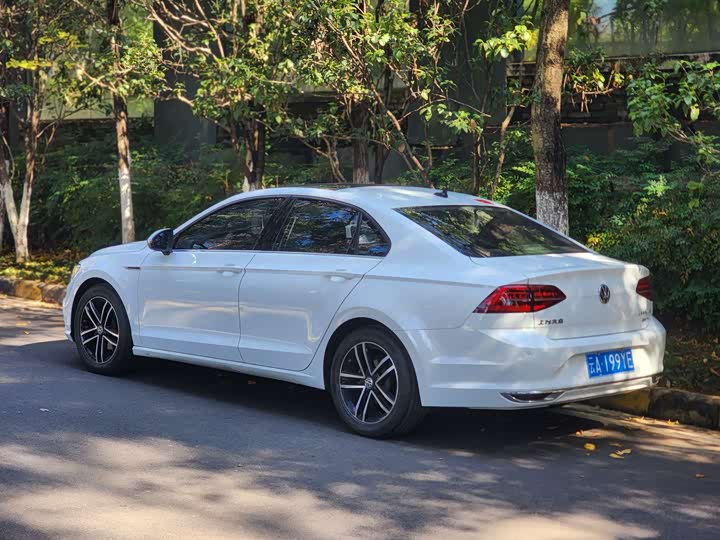 Фото 15 - Volkswagen Lamando L