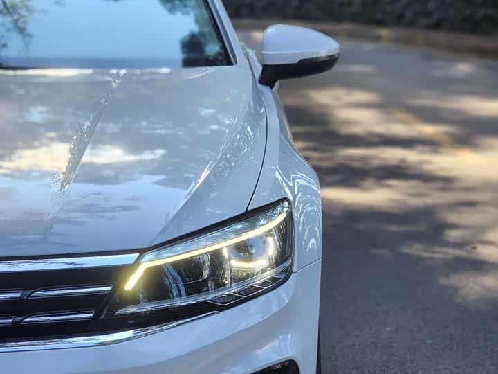 Фото 2 - Volkswagen Lamando L