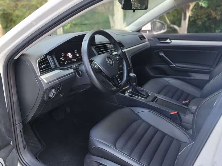 Фото 4 - Volkswagen Lamando L