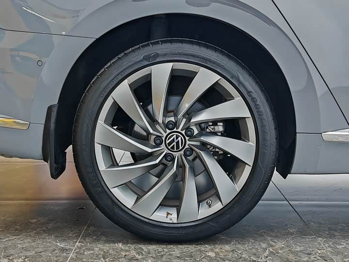 Фото 9 - Volkswagen CC