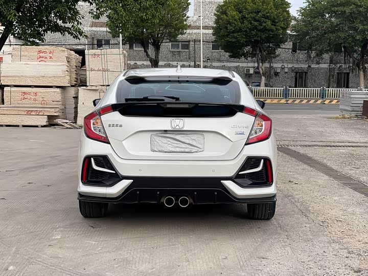 Фото 11 - Honda Civic