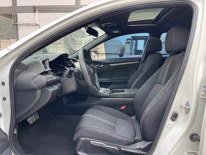 Фото 6 - Honda Civic