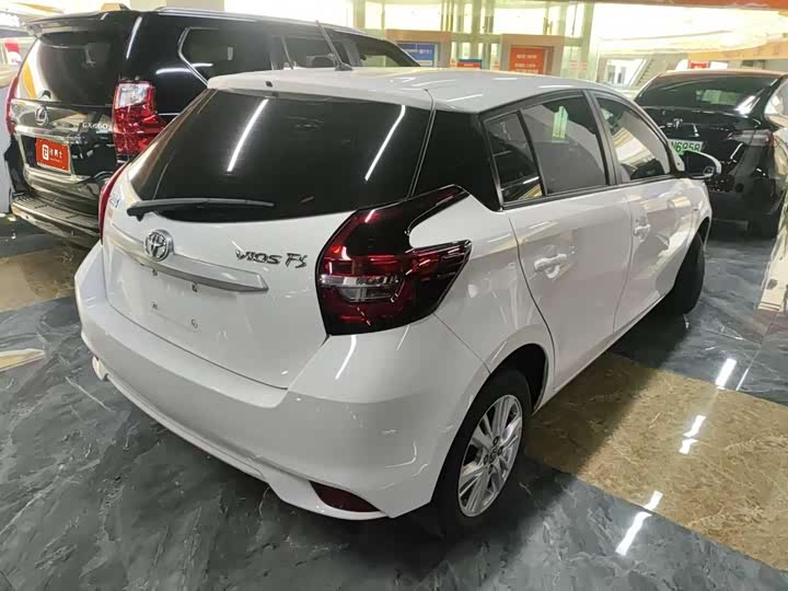 Фото 6 - Toyota Vios FS