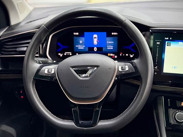 Фото 21 - Jetta VS7