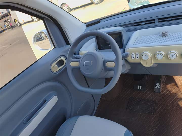 Фото 11 - Bestune Pony