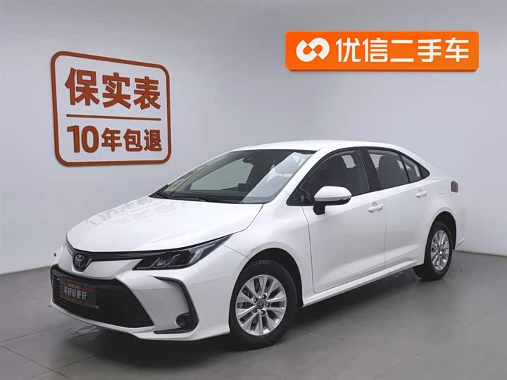 Фото 1 - Toyota Corolla