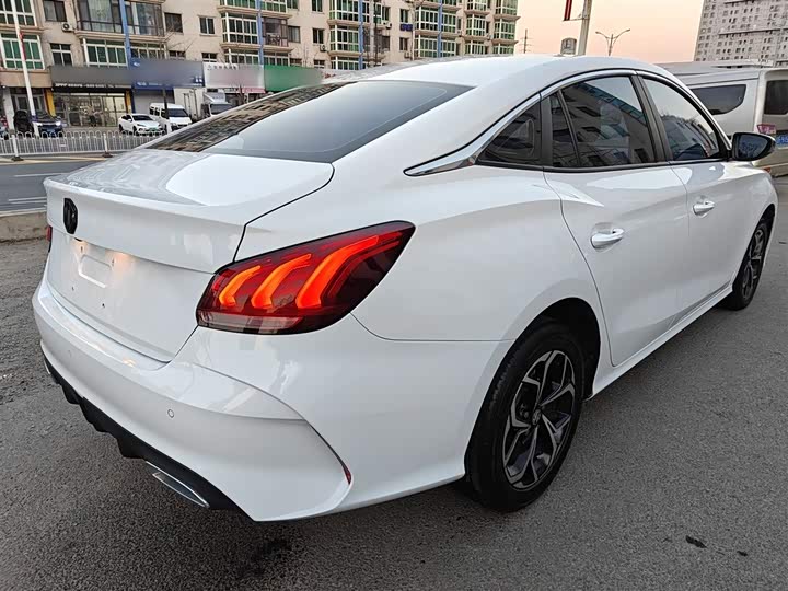 Фото 5 - MG Motor 5