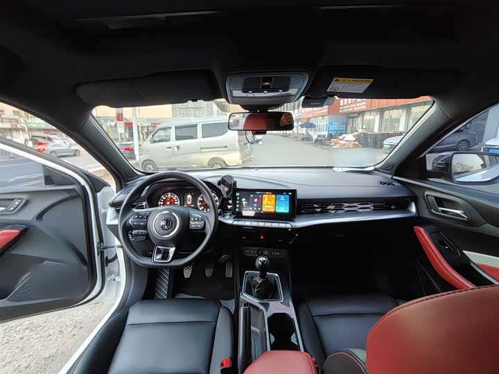 Фото 8 - MG Motor 5