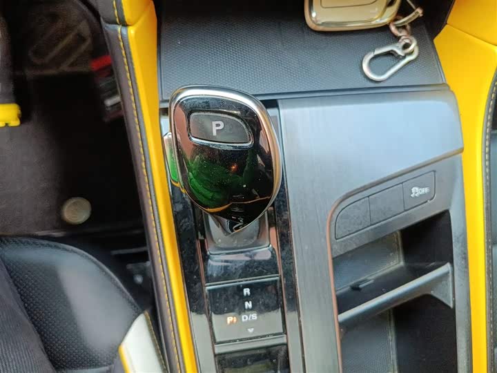 Фото 14 - MG Motor 6