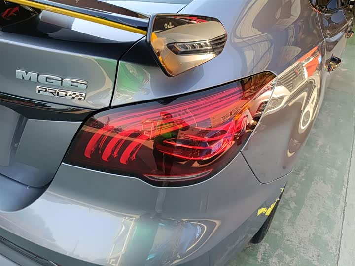 Фото 8 - MG Motor 6